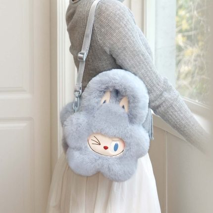 THE MONSTERS LABUBU Classic Series – Plush Flower Bag